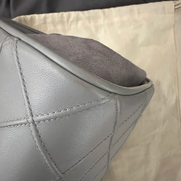 Tory Burch Fleming Soft Convertible Shoulder Bag – Bay Gray - Picture 12 of 16